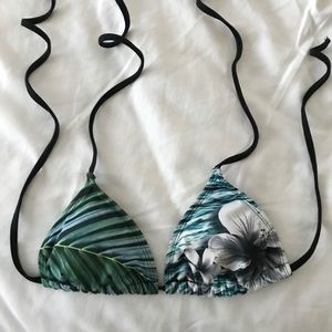 Hurley bikini top